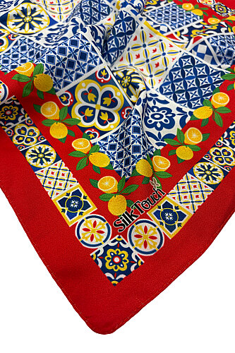 Kırmızı Sicilya Masalı Desenli İpeksi Rayon Fular - 3
