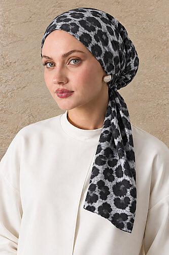 Siyah Leopar Desen Tak & Çık Soft Eşarp Bone (1)
